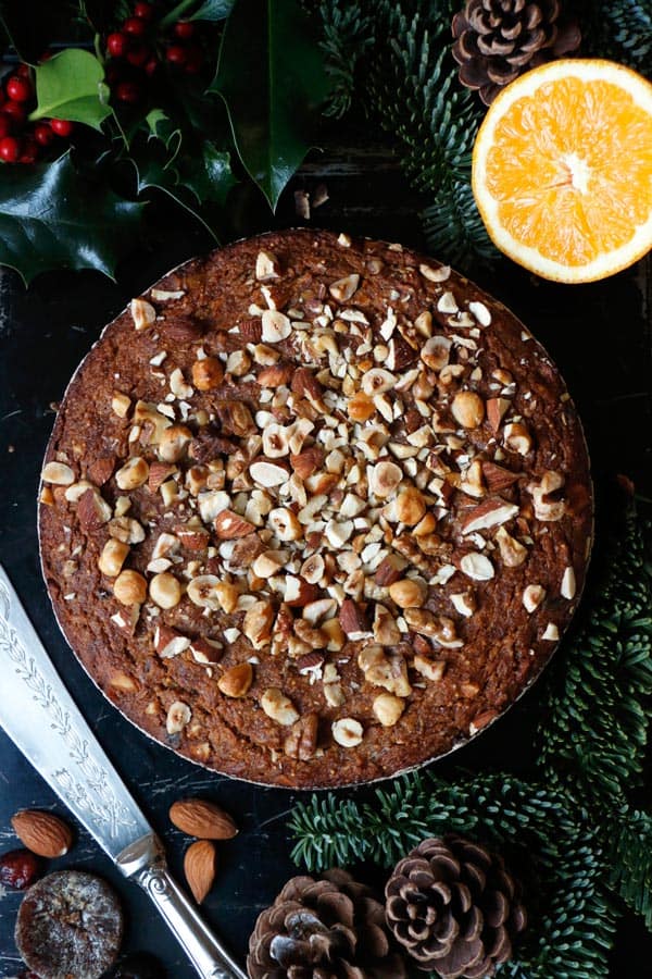 طرز تهیه کیک آجیلی مخلوط 