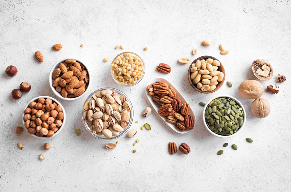 بهترین آجیل برای سلامت چشم و تقویت بینایی