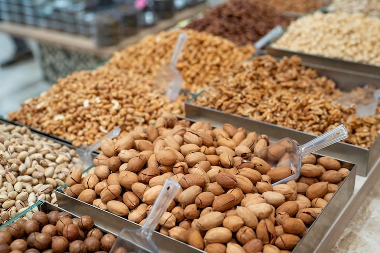 خرید آجیل تازه به صورت حضوری